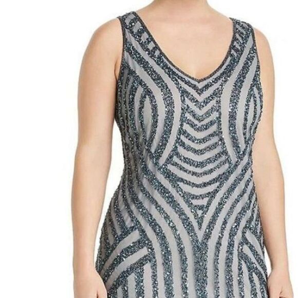 NWT Adrianna Papell Plus size Sequined V-Neck Sheath Dress in Pewter Silver.  Si - Picture 2 of 10
